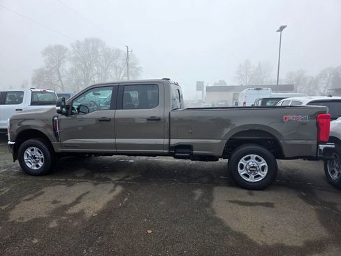 New 2026 Ford F350 XLT w/ FX4 Off-Road Package image 29