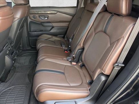 Used 2023 Honda Pilot Elite image 19