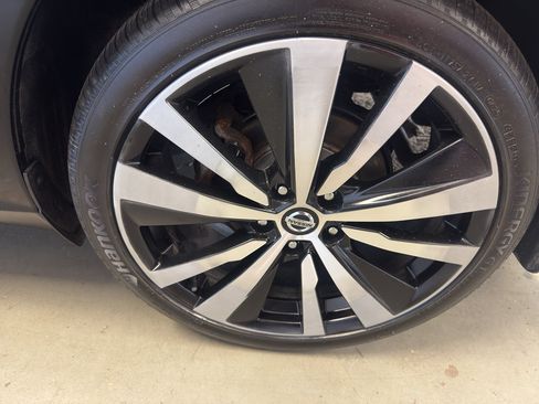 Used 2021 Nissan Altima 2.5 Platinum AWD/4WD image 33