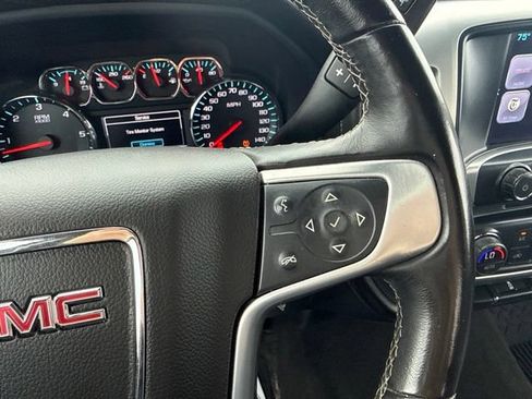 Used 2018 GMC Sierra 1500 SLE w/ SLE Value Package AWD/4WD image 15