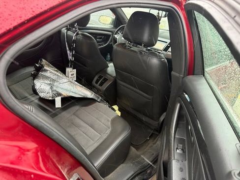 Used 2015 Ford Taurus SHO w/ Technology Package AWD/4WD image 10