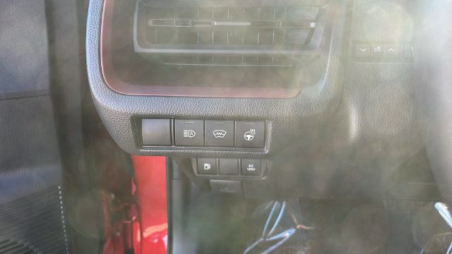 Used 2026 Toyota Prius Plug-In Hybrid FWD image 8
