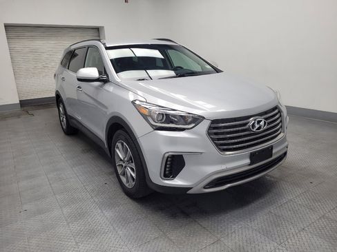 Used 2017 Hyundai Santa Fe SE image 13
