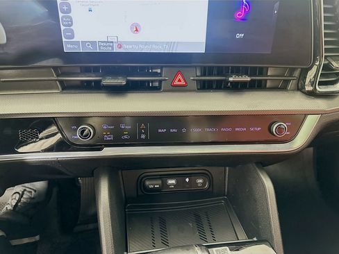 Used 2023 Kia Sportage SX FWD image 14