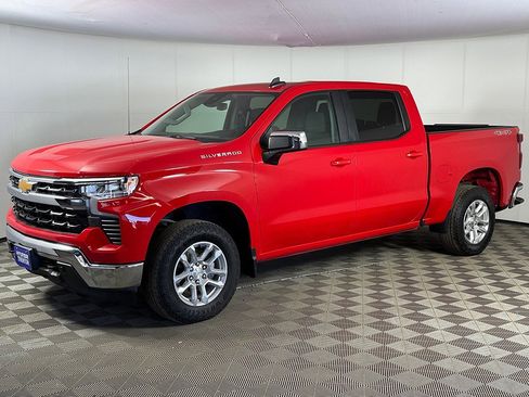 Used 2022 Chevrolet Silverado 1500 LT image 8
