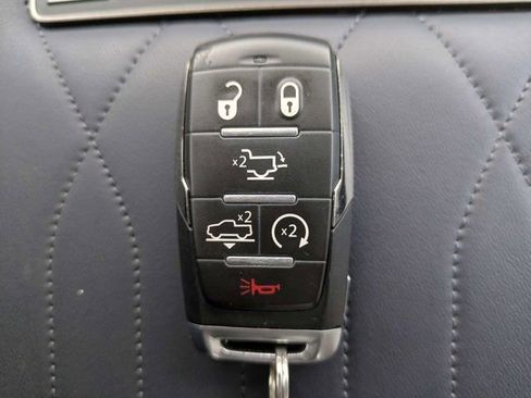 Used 2024 RAM 1500 Limited AWD/4WD image 29