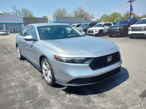 Used 2025 Honda Accord LX image 5
