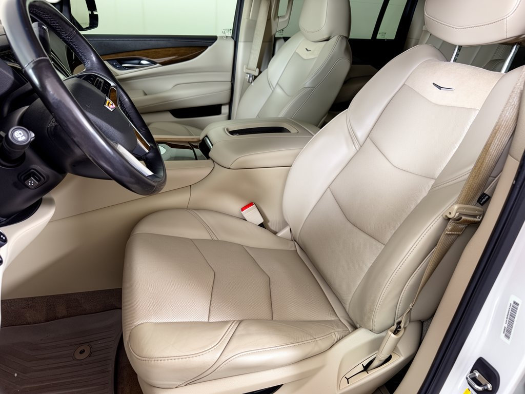 Used 2019 Cadillac Escalade ESV Premium Luxury AWD/4WD image 5