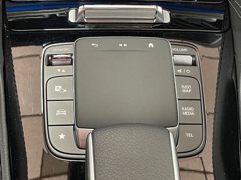 Used 2024 Mercedes-Benz GLE 450e 4MATIC image 42