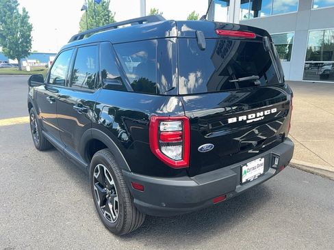 Used 2023 Ford Bronco Sport Outer Banks w/ Tech Package AWD/4WD image 8