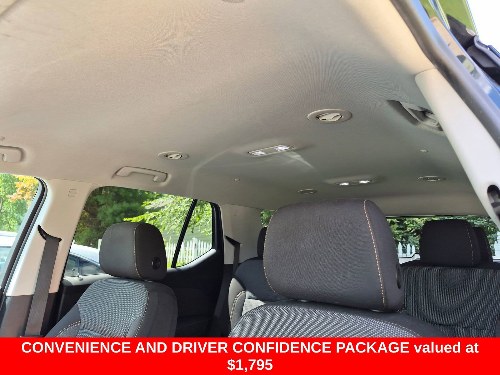 Used 2020 Chevrolet Traverse LT FWD image 25