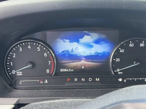 Used 2020 Ford Explorer XLT w/ Equipment Group 202A AWD/4WD image 9