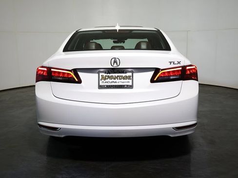 Used 2015 Acura TLX w/ Technology Package FWD image 10
