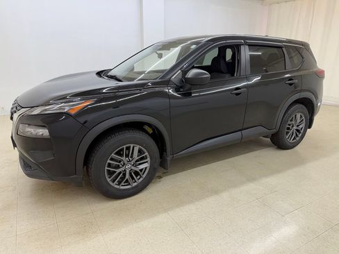 Used 2021 Nissan Rogue S AWD/4WD image 1
