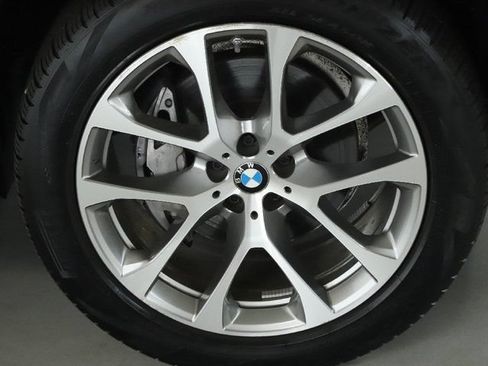 Certified 2024 BMW X5 xDrive40i w/ Parking Assistance Package AWD/4WD image 11