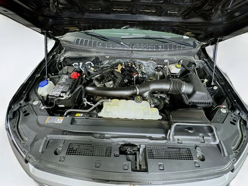 Used 2024 Ford Expedition Max XLT image 36