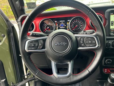 Used 2021 Jeep Wrangler Unlimited Rubicon w/ Xtreme Recon 35" Tire Package AWD/4WD image 23