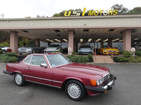 Used 1989 Mercedes-Benz 560 SL image 2