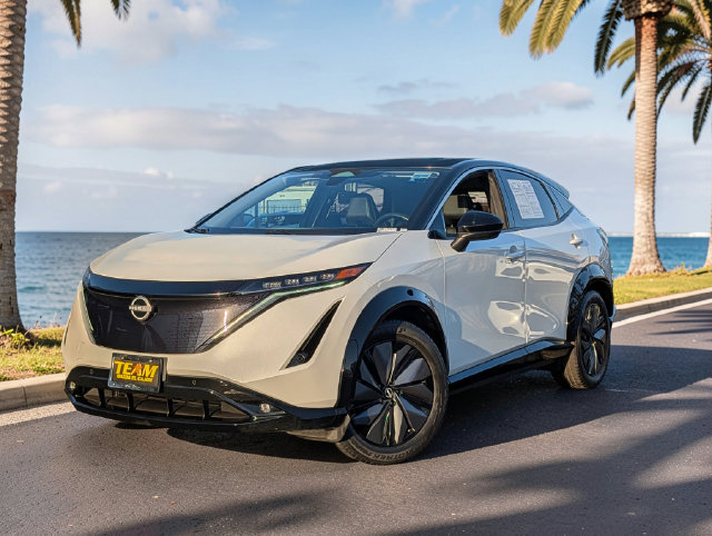 Used 2024 Nissan Ariya FWD image 2