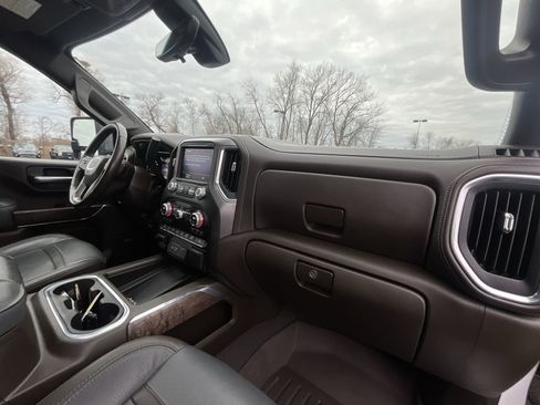 Used 2023 GMC Sierra 2500 Denali w/ Denali Ultimate Package image 30