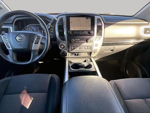 Used 2020 Nissan Titan SV w/ SV Convenience Package image 13