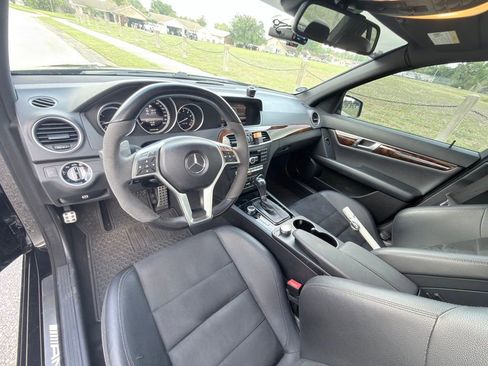 Used 2013 Mercedes-Benz C 63 AMG Sedan image 47