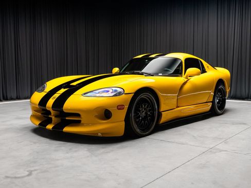Used 2001 Dodge Viper GTS RWD image 25