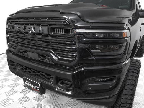 Used 2025 RAM 2500 Laramie w/ Night Edition image 30