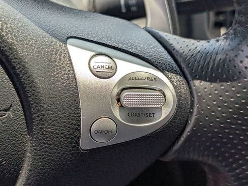 Used 2009 Nissan 370Z Touring w/ Sport Pkg RWD image 12