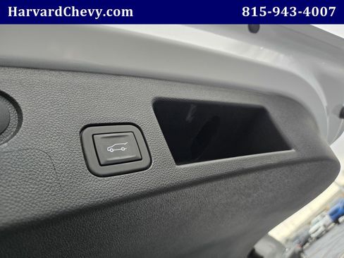 Used 2026 GMC Terrain Elevation w/ Elevation Premium Package image 32