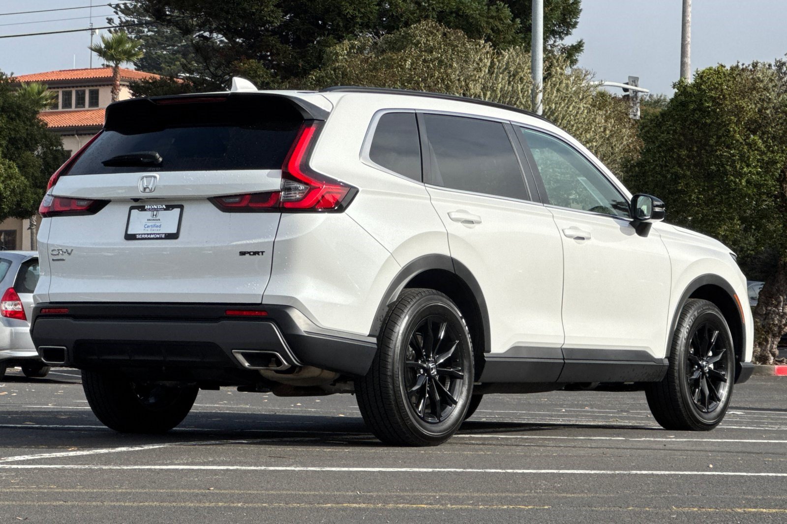 Used 2025 Honda CR-V Sport image 8