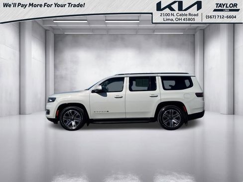 Used 2022 Jeep Wagoneer Series III image 3