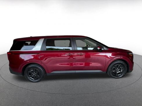 Used 2026 Kia Carnival FWD image 16