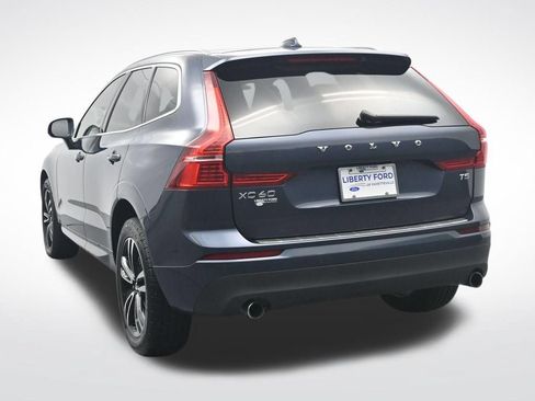 Used 2021 Volvo XC60 T5 Momentum w/ Protection Package Premier FWD image 9