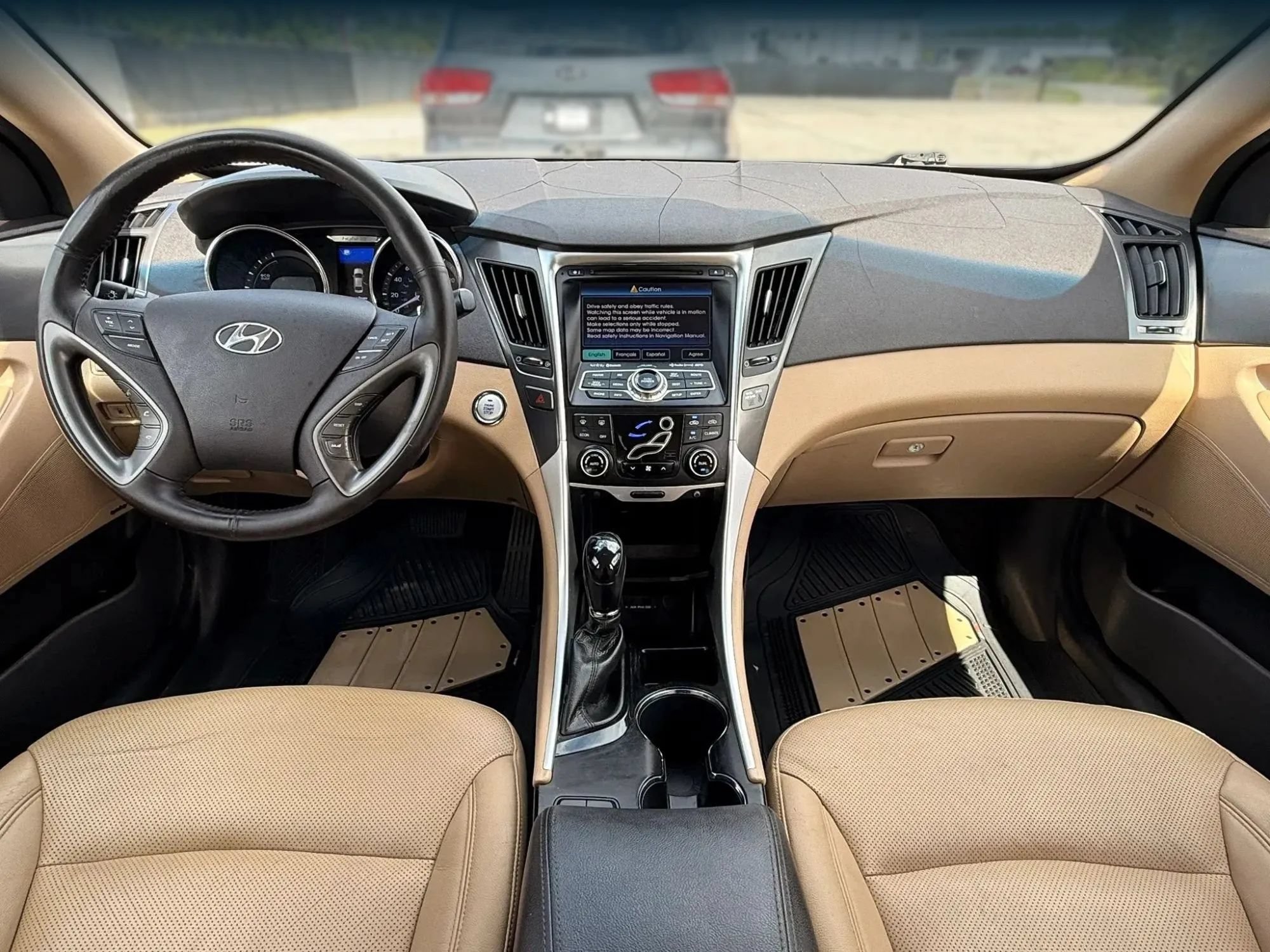 Used 2015 Hyundai Sonata Limited w/ Option Group 02 FWD image 3