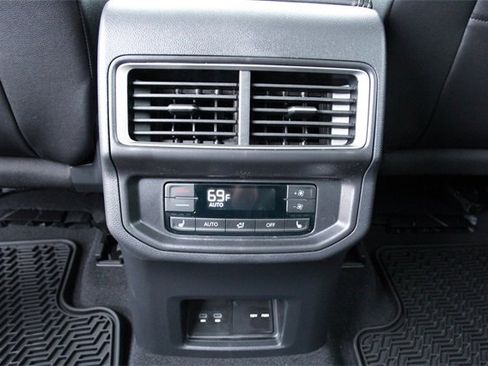 New 2026 Volkswagen Atlas SEL image 19