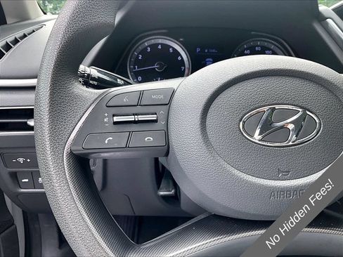 Used 2021 Hyundai Sonata SE w/ Winter Weather Package FWD image 13