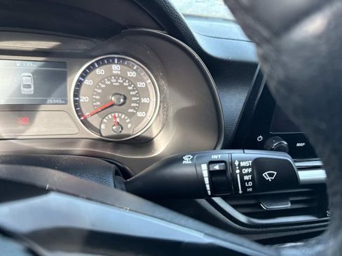 Used 2023 Kia Forte GT-Line image 32