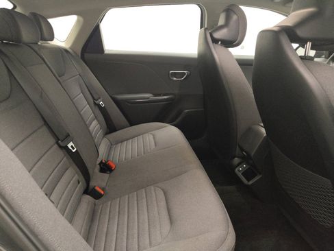 Used 2025 Kia K4 EX FWD image 19