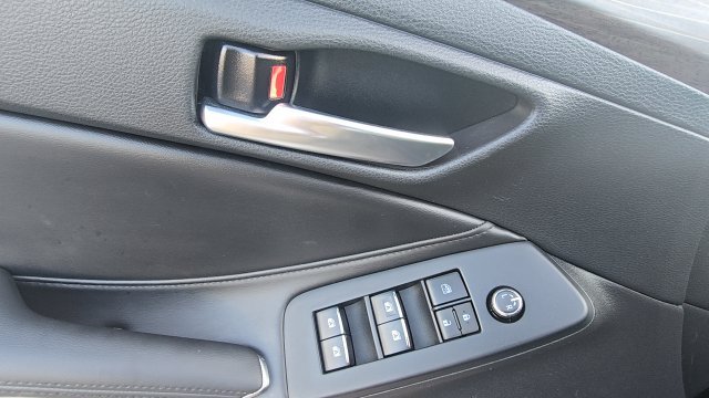 Used 2021 Toyota Avalon XLE FWD image 22