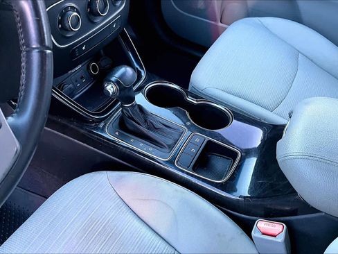 Used 2014 Kia Sorento LX image 15