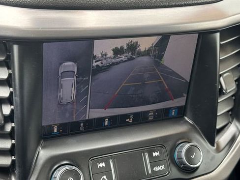 Used 2023 GMC Acadia AT4 w/ Technology Package AWD/4WD image 19