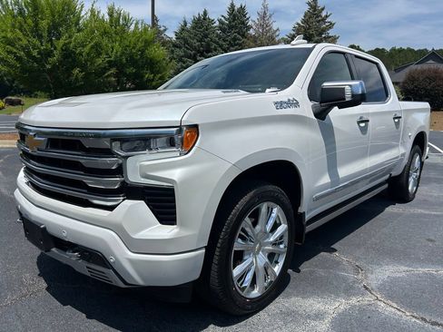 Used 2024 Chevrolet Silverado 1500 High Country AWD/4WD image 70