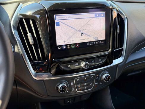 Used 2023 Chevrolet Traverse RS AWD/4WD image 20