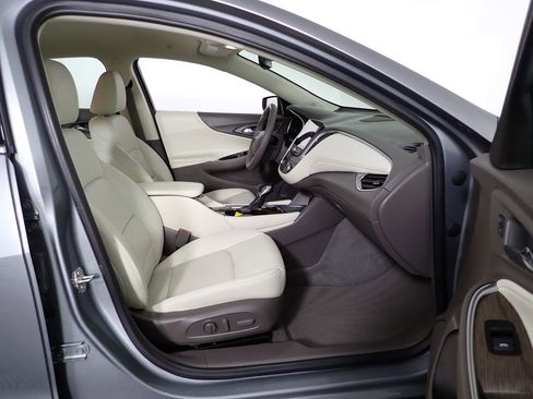 Used 2023 Chevrolet Malibu LT image 33