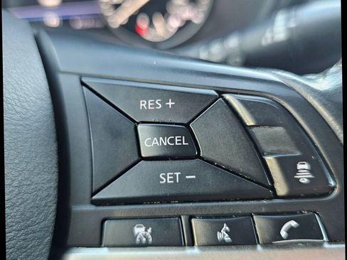 Used 2021 Nissan Sentra SV image 15