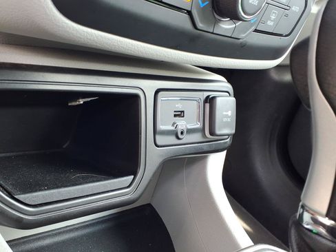 Used 2020 Jeep Renegade Limited w/ Safety and Security Group FWD image 19