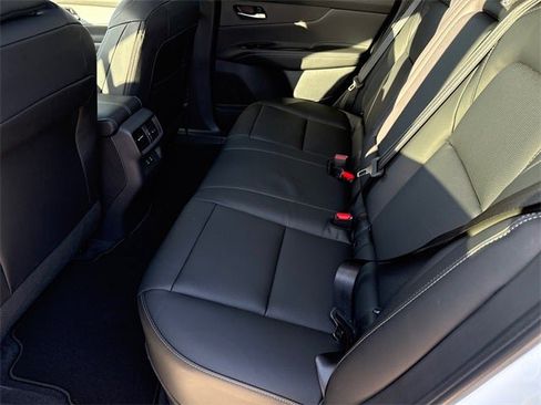 New 2026 Nissan Murano SL image 18