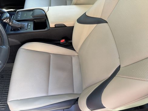 Used 2021 Lexus ES 300h w/ Premium Package FWD image 15