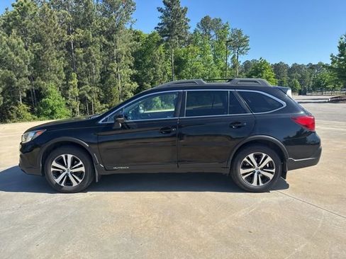Used 2019 Subaru Outback 2.5i Limited image 5